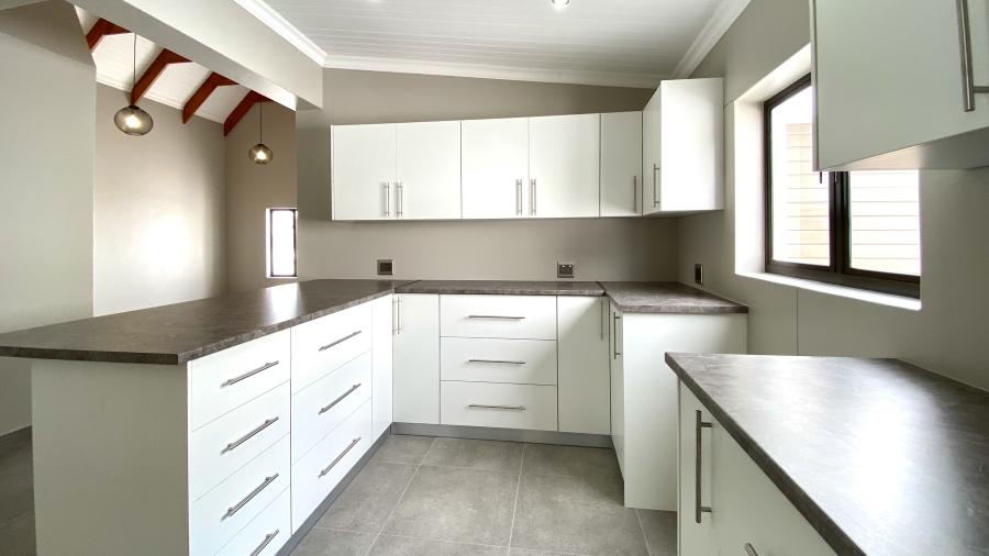 3 Bedroom Property for Sale in Laaiplek Western Cape